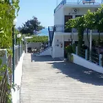 Gorgona Gasthof Alikí