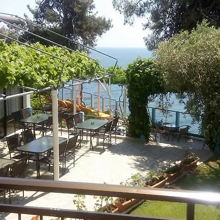 Gorgona بيت ضيافة 3*