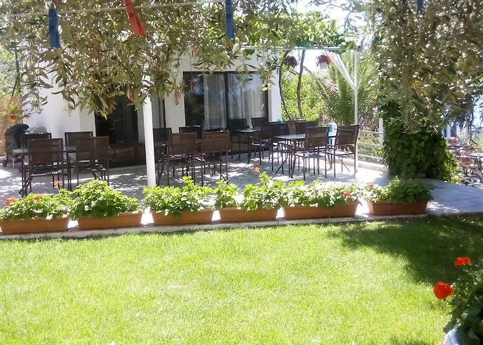 Gorgona Pensión Alikí